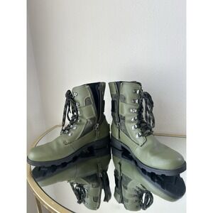 Sorel Emelie Conquest Boots Green Camo‎ Size 5